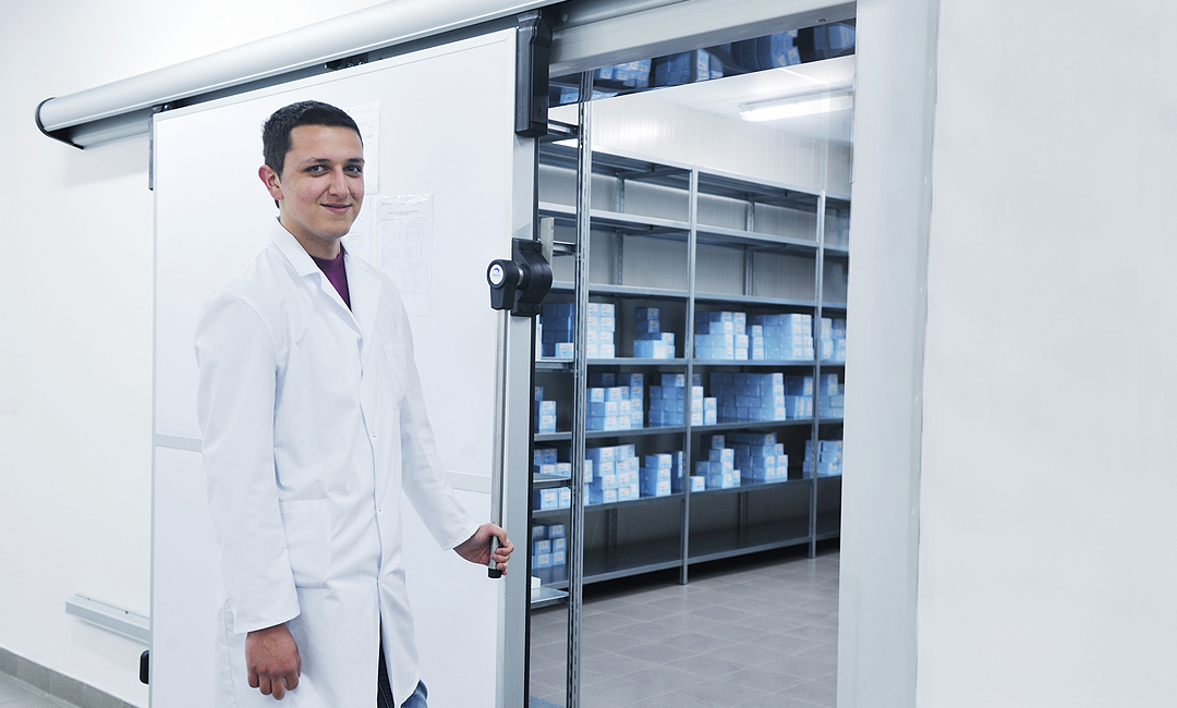 IMG-Contenu-rect-ChimiePharma Chambre froide pharmacie, industrie chimique